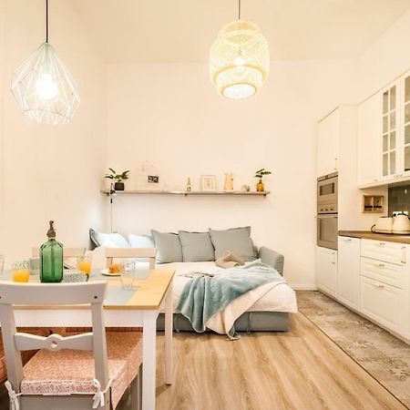 St Stephen Boulevard Apartment Next To Danube Budapeste Exterior foto