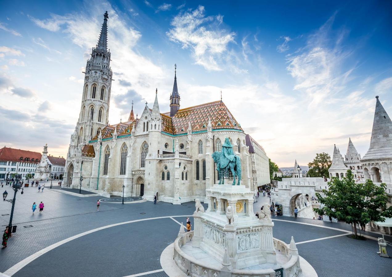 St Stephen Boulevard Apartment Next To Danube Budapeste Exterior foto