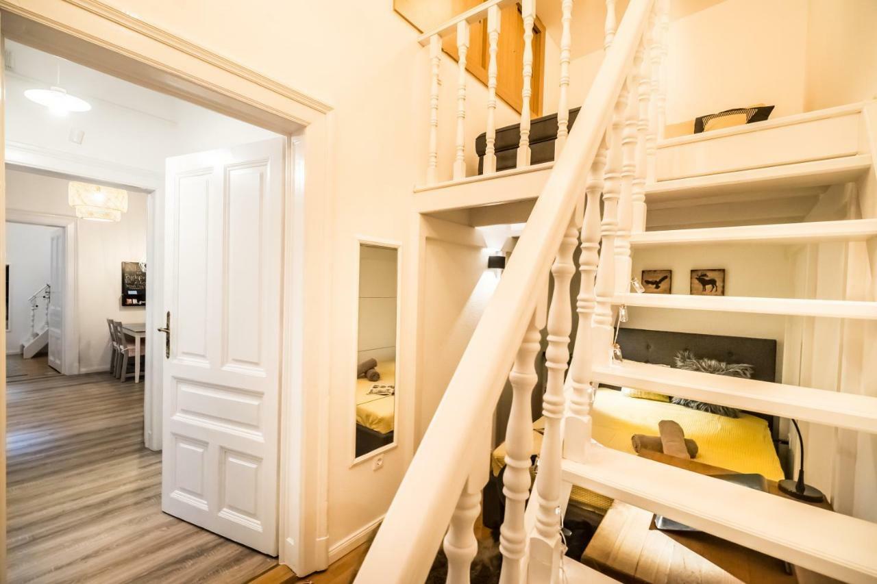 St Stephen Boulevard Apartment Next To Danube Budapeste Exterior foto