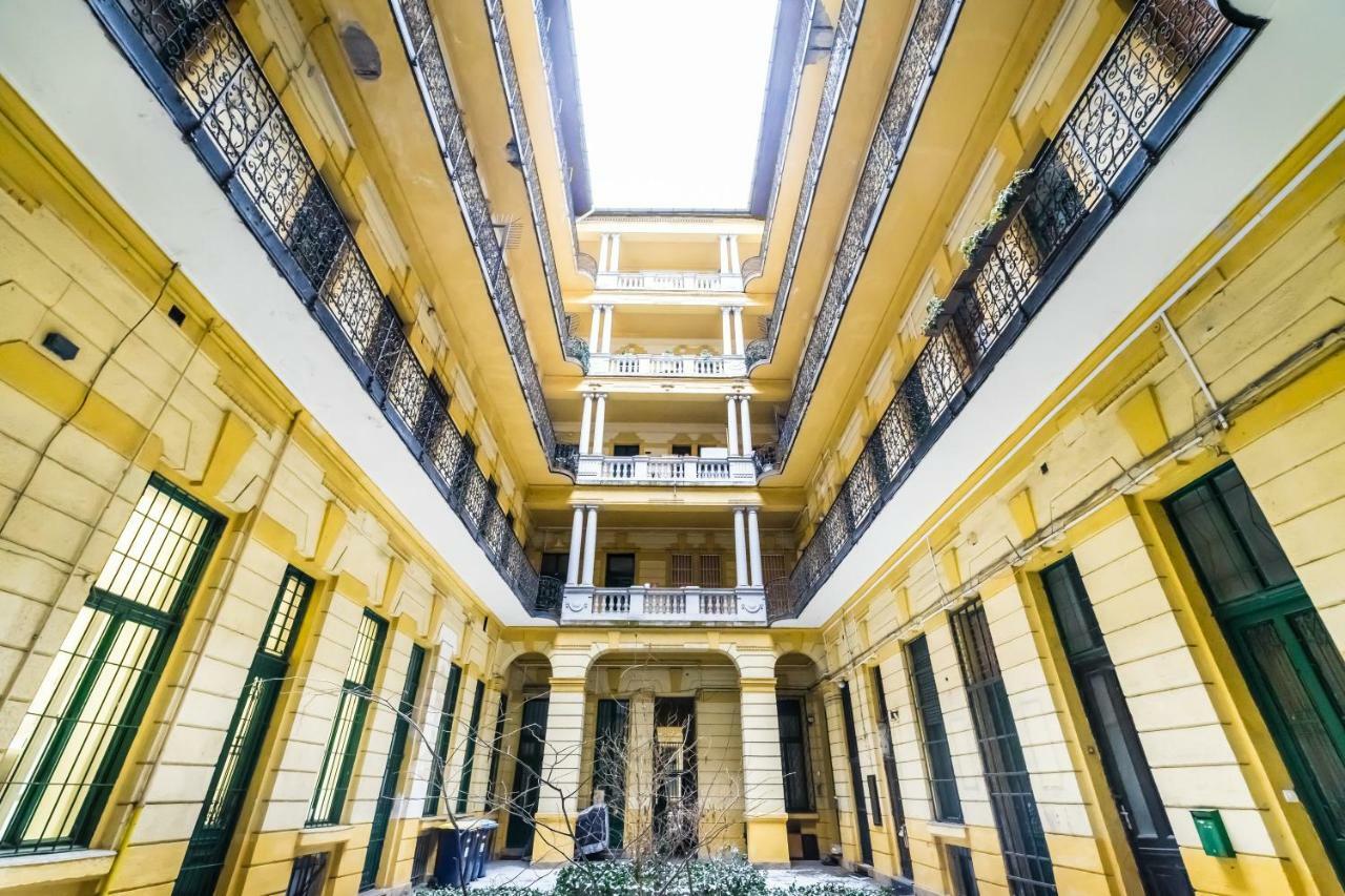 St Stephen Boulevard Apartment Next To Danube Budapeste Exterior foto